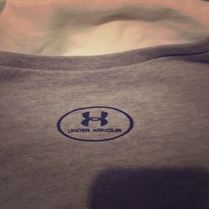Under Armor t-shirt